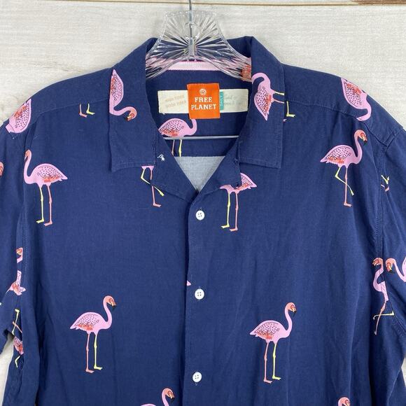 Free Planet Shirt Mens Sz L Blue Pink Flamingo Short Sleeve Button Up Graphic - Picture 2 of 9
